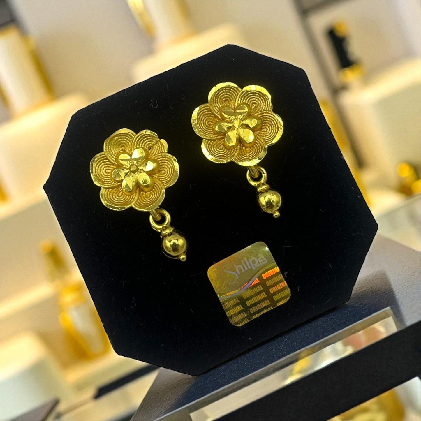 9372